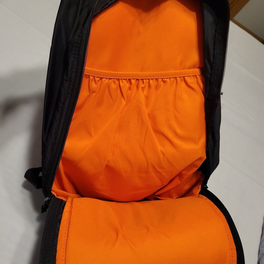 NEW ERA Commuter Small Rucksack Travel Black / Orange Backpack RARE - Picture 4 of 16